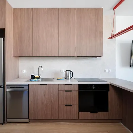 Fabryczna Modern By Bookinghost
